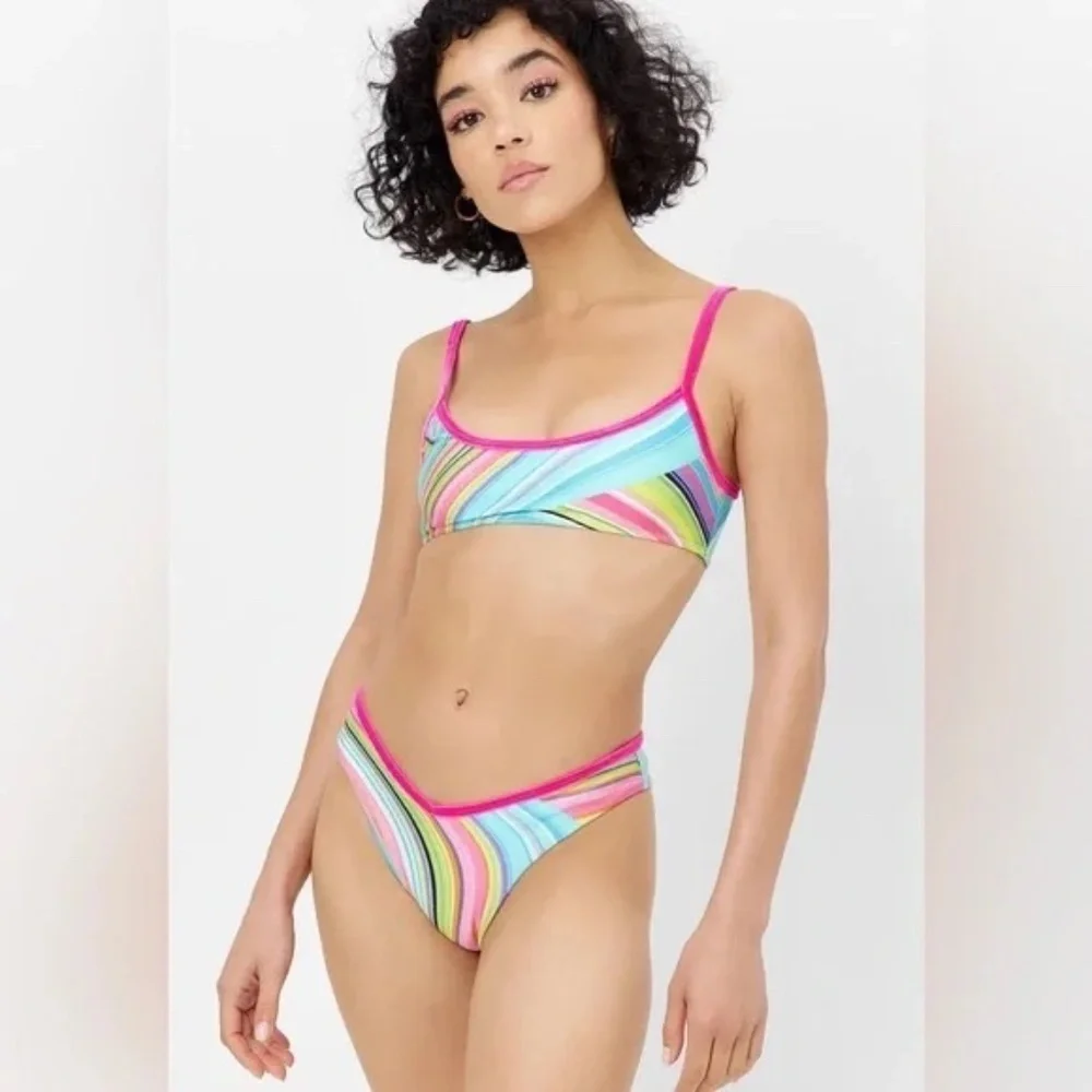 New! Frankies Bikinis Dallas Shine Bralette Bikini Top pink blue 31542